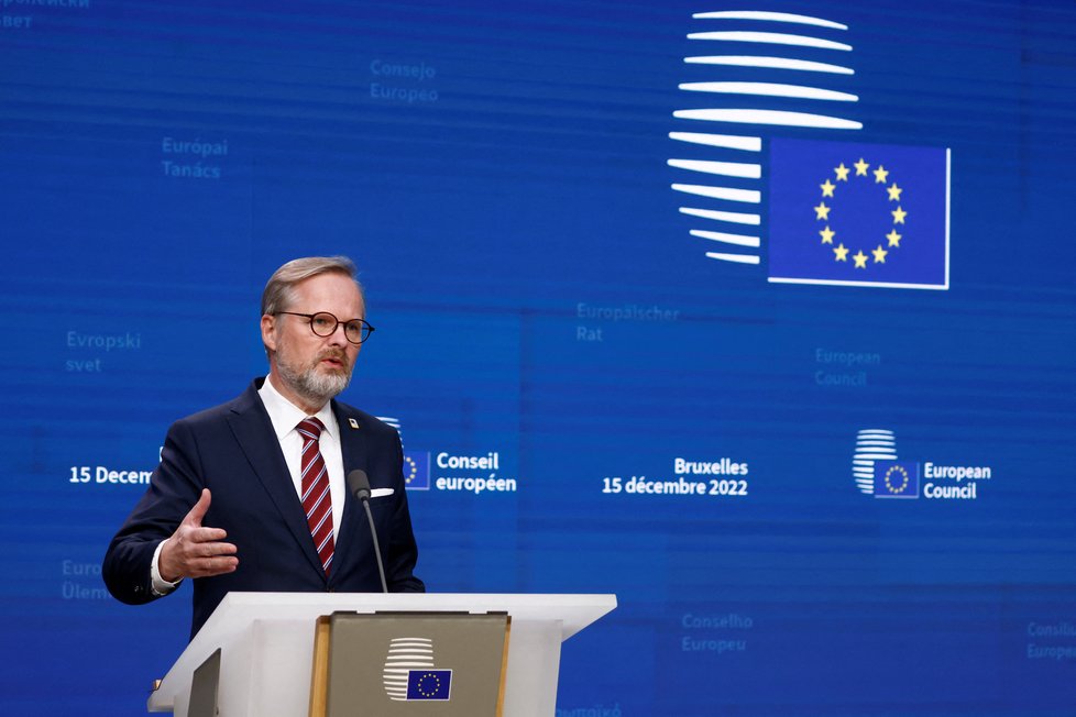 Český premiér Petr Fiala na summitu EU v Bruselu (15. 12. 2022)