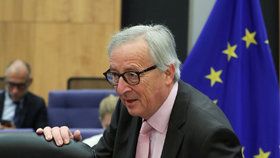 Dosluhující předseda Evropské komise Jean-Claude Juncker.