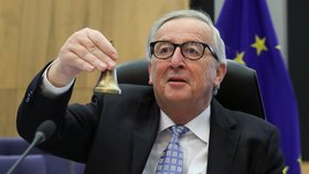Dosluhující předseda Evropské komise Jean-Claude Juncker.