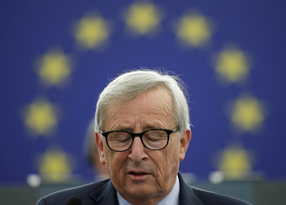 Dosluhující předseda Evropské komise Jean-Claude Juncker.