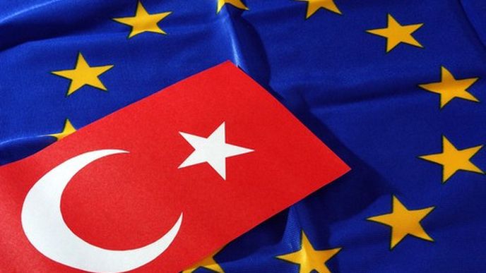 Symbol přibližování Turecka a EU