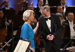 Koncert k 20 letům v EU: Ursula von der Leyenová a Petr Fiala.
