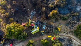 Tragédie na řeckém ostrově Euboia: Zahynuli dva piloti při hašení požáru (25.7.2023)
