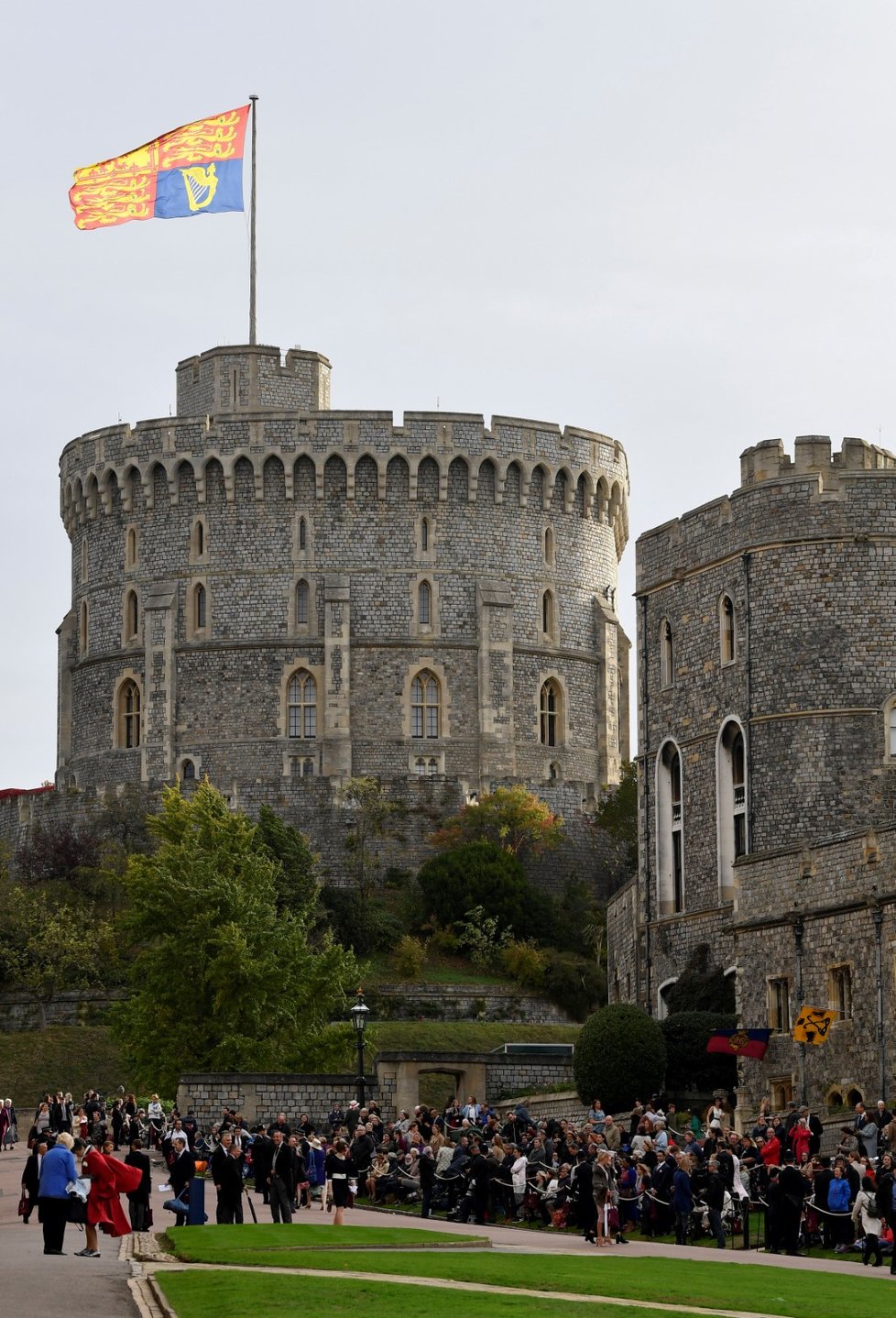 Hrad Windsor těsně před svatbou Eugenie