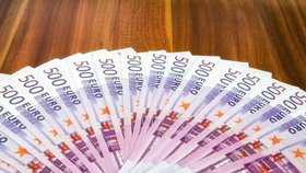 Emise bankovek v hodnotě 500 eur definitivně skončila