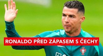 I Poborský chtěl vidět Ronalda! Hvězdu chránil ředitel komunikace I Poborský chtěl vidět Ronalda! Hvězdu chránil ředitel komunikace