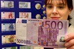 Konec 500 € bankovky je stanoven. Rok 2018 pro ni bude poslední.