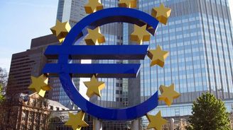 ECB podržela úroky u dna, zhoršila ekonomický výhled