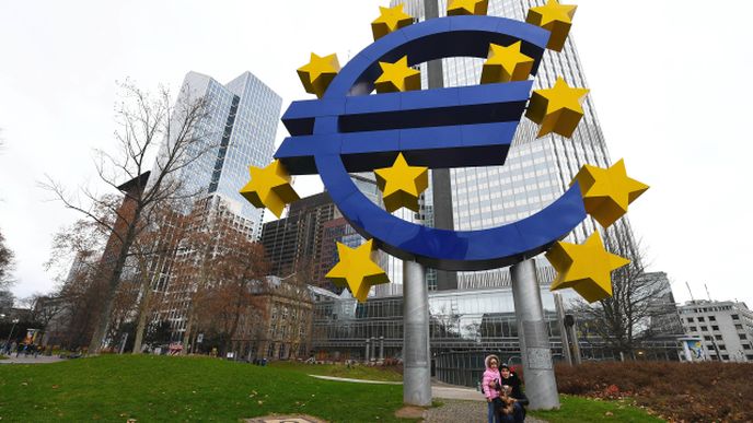 Opustit eurozónu bude těžší než opustit EU