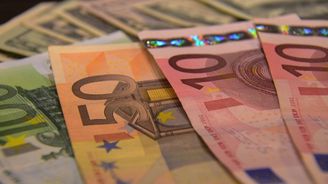 Euro: přijmout, či nepřijmout společnou evropskou měnu?