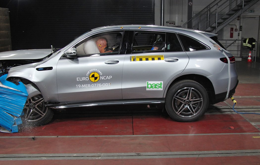 Euro NCAP 2019: Mercedes-Benz EQC