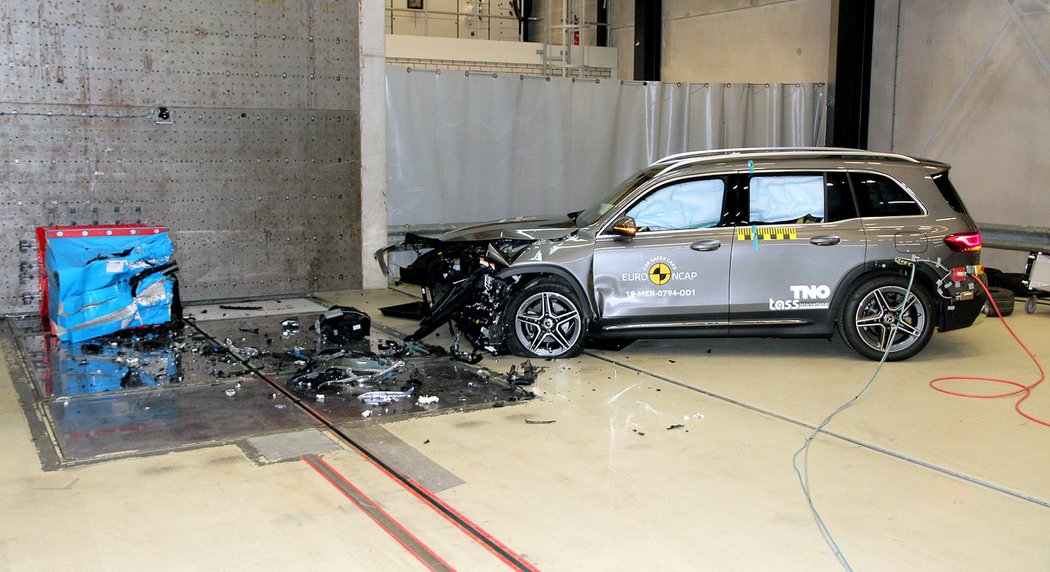 Euro NCAP 2019: Mercedes-Benz GLB