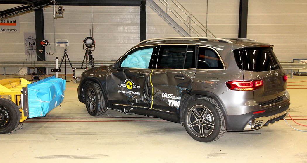 Euro NCAP 2019: Mercedes-Benz GLB