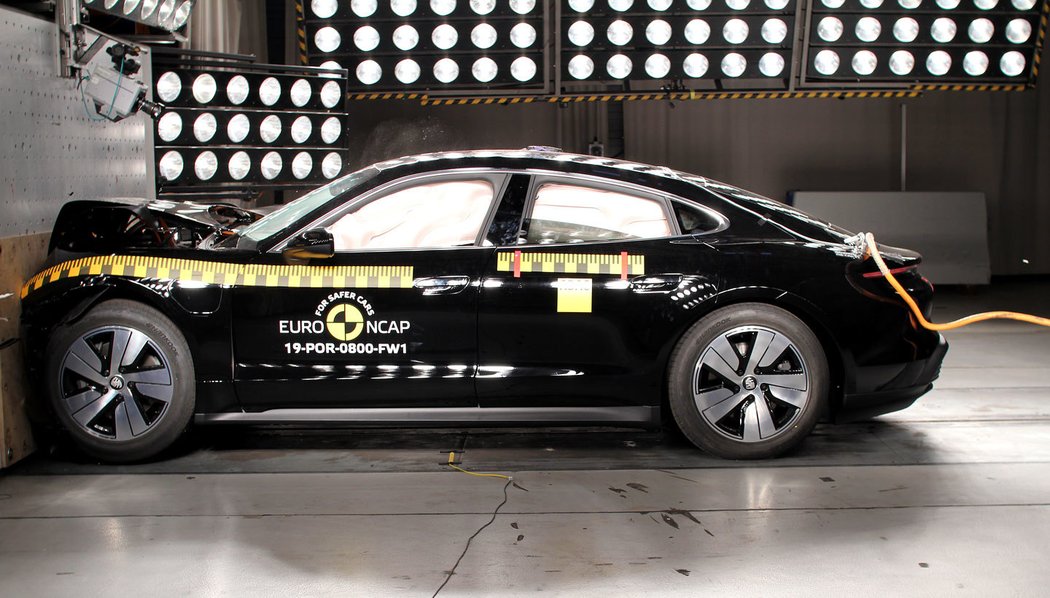 Euro NCAP 2019: Porsche Taycan