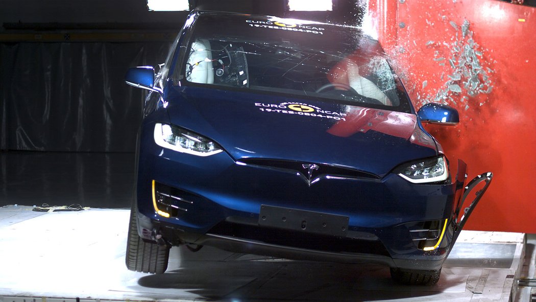 Euro NCAP 2019: Tesla Model X