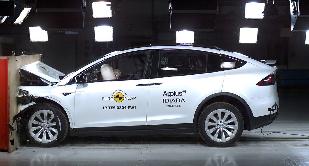 Euro NCAP 2019: Tesla Model X