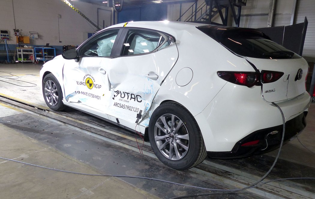 Euro NCAP 2019: Mazda 3