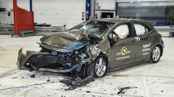 Euro NCAP 2019: Toyota Corolla – Pět hvězd i s menším tlakem v airbagu 