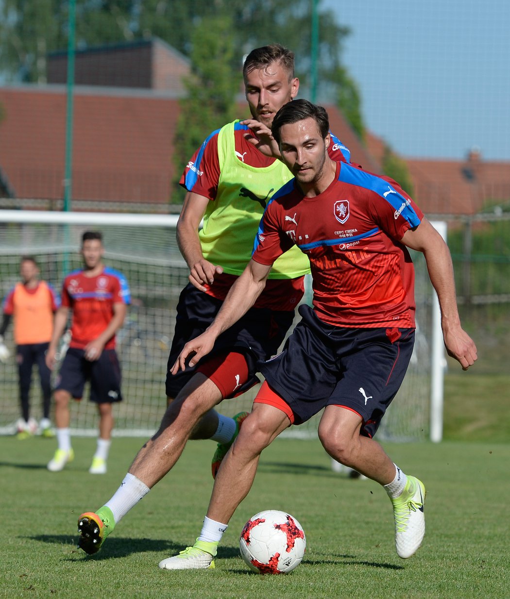 Obránce Stefan Simić na tréninku reprezentace do 21 let