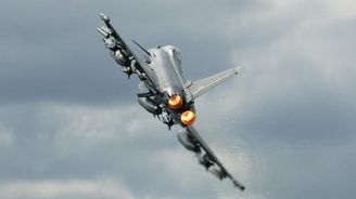 V Německu se srazily dva letouny Eurofighter, jeden pilot nehodu nepřežil