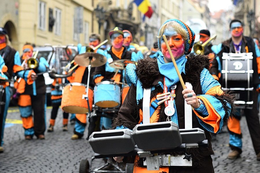 Eurokarneval oživil pošmourný den v centru metropole.