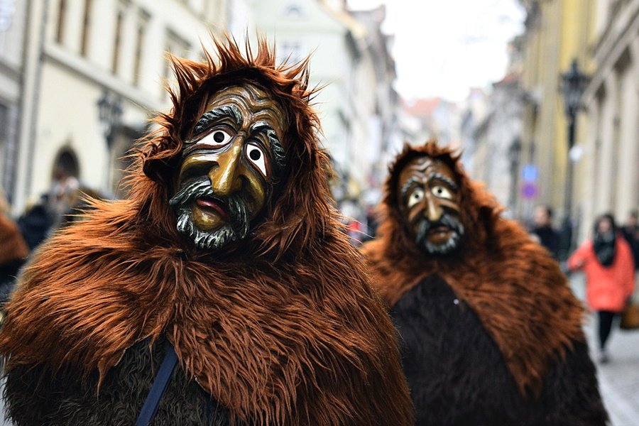 Eurokarneval oživil pošmourný den v centru metropole.