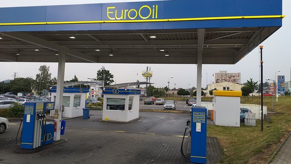 Zmizí z českého trhu další značka benzinek? Konec hrozí EuroOilu