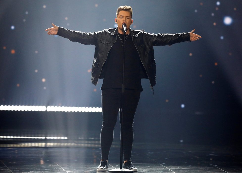 Finále Eurovize 2019: Michael Rice z Velké Británie