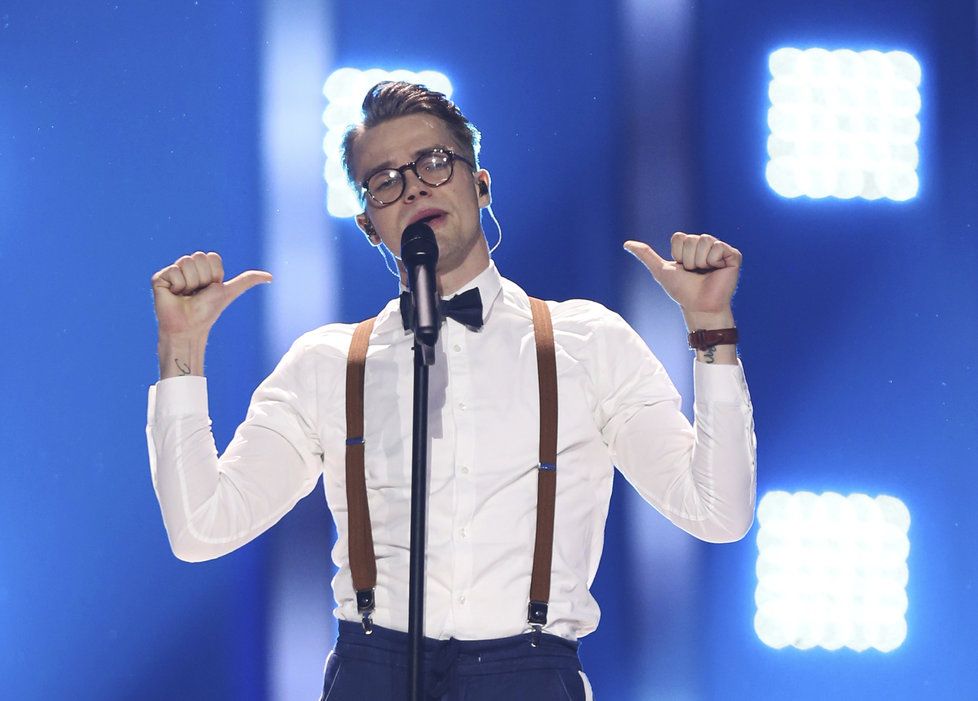 Rekordní úspěch Česka v Eurovizi: Mikolas Josef  skončil na šestém místě.
