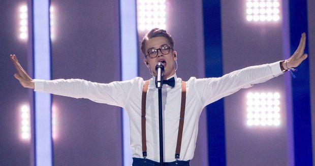 Rekordní úspěch Česka v Eurovizi: Mikolas Josef (22) skončil na šestém místě, první byla extravagantní Netta z Izraele