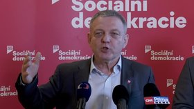 Zaorálek: Vláda lapá po dechu, chudým bere a bohatým dává. Zastal se Orbána a chce do Bruselu