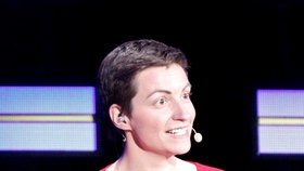 Francouzská politička Ska Kellerová (svaz/90 zelení) na debatě před eurovolbami (15.05.2019)