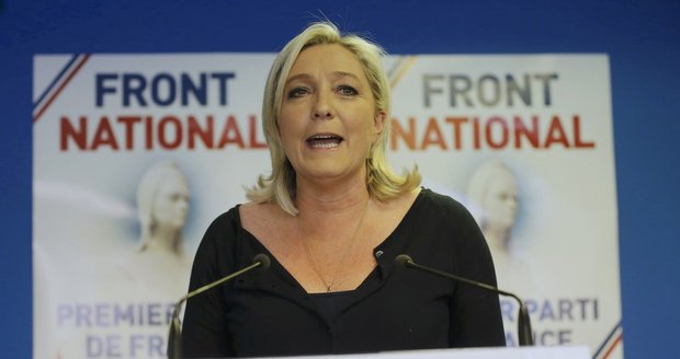 Ve Francii ovládla eurovolby nacionalistická Národní fronta Marine Le Pen