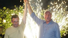 Eurovolby 2004: Jan Zahradil a Mirek Topolánek ve štábu ODS