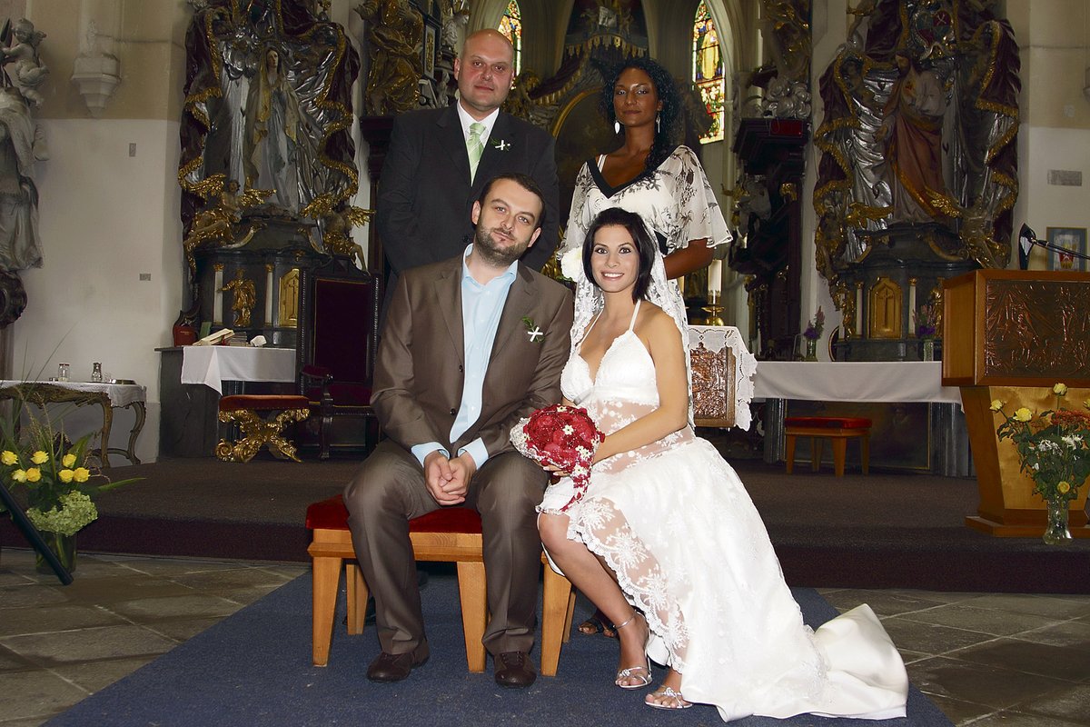 2009, Eva a René si řekli »ano« před Bohem.