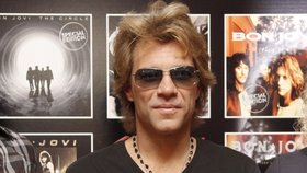 Jon Bon Jovi se už občas cítí totálně vyčerpaný, koncerty s fanoušky ho ale nabíjí
