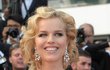 Eva Herzigová měla v Cannes zářivý úsměv.