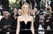 Topmodelka Eva Herzigová na festivalu v Cannes 2018. 