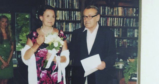 Eva Holubová se před deseti lety tajně provdala v USA pod taktovkou Miloše Formana