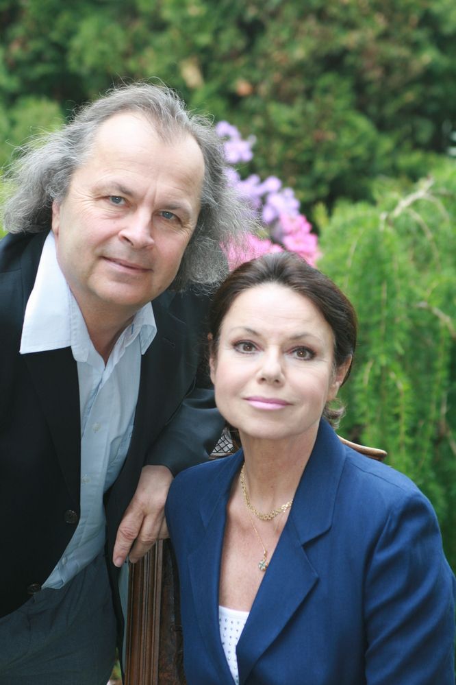 S manželem Václavem Hudečkem žije už 39 let.