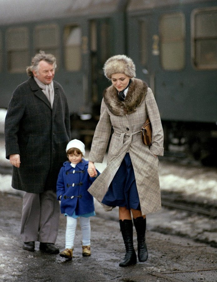 Eva Jakoubková v krátkometrážní komedii Vlak