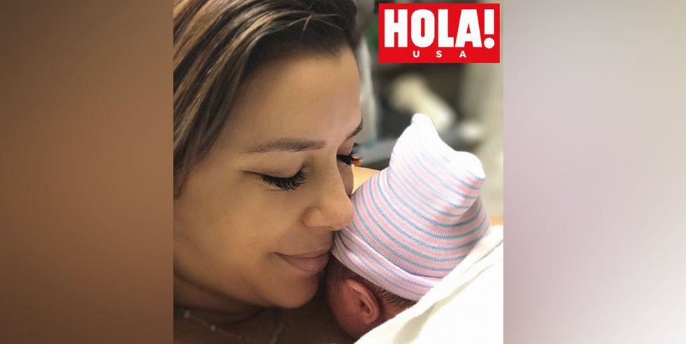 Eva Longoria porodila syna