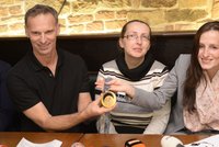 Hašek: Dám medaili z Nagana tomu, kdo vrátí Michalákové syny z Norska!