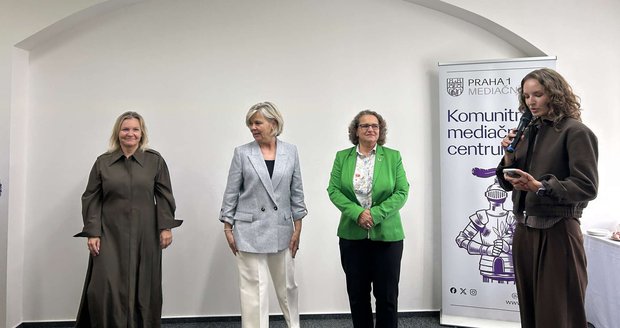 Otevření prvního komunitního mediačního centra v Česku.