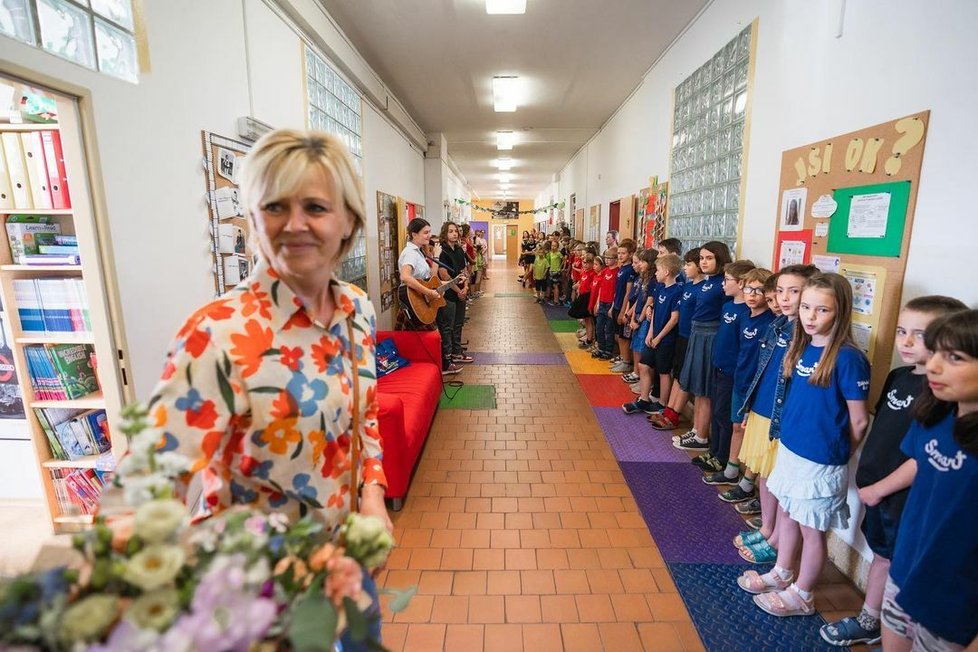 Eva Pavlová pozdravila dětské mediátory v ZŠ v Roudnici nad Labem. (13. 6. 2023)