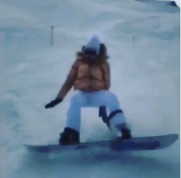Eva Perkausová a její první &#34;krůčky&#34; na snowboardu.