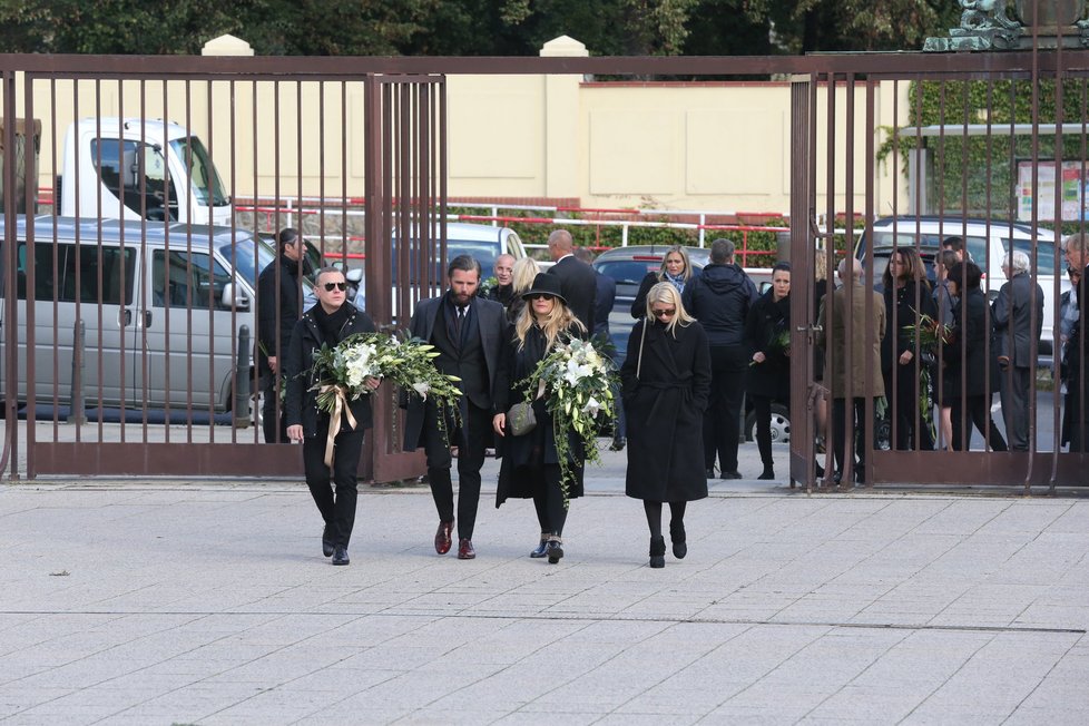 Pohřeb manažerky Dary Rolins Evy Skallové