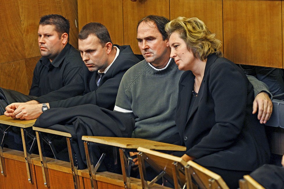 Pozůstalí obětí autonehody s Rezešovou zvolili novou právničku.
