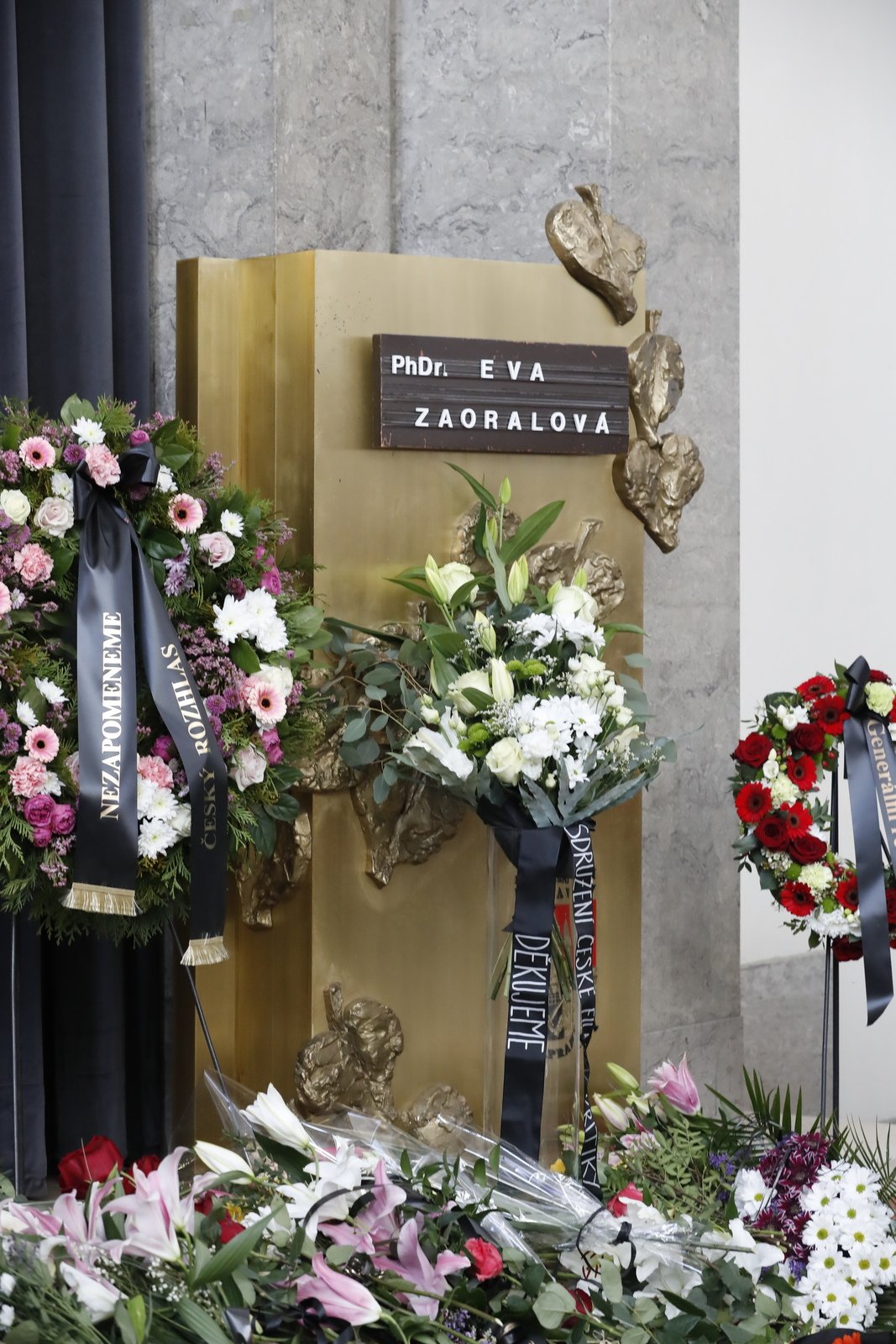 Pohřeb Evy Zaoralové