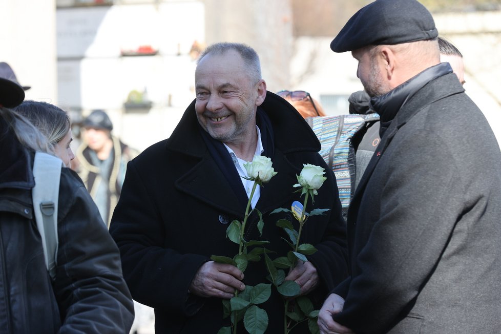 Pohřeb Evy Zaoralové - Václav Marhoul